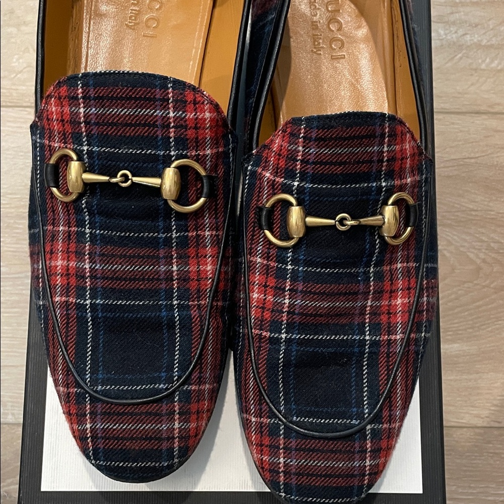 Gucci Men's Red and Black Plaid Loafers - Picture 2 of 8